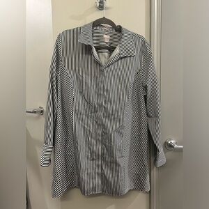 Chico’s No-Iron Button Down Tunic Women’s 16/18 3 Pockets Long Sleeve Stripes